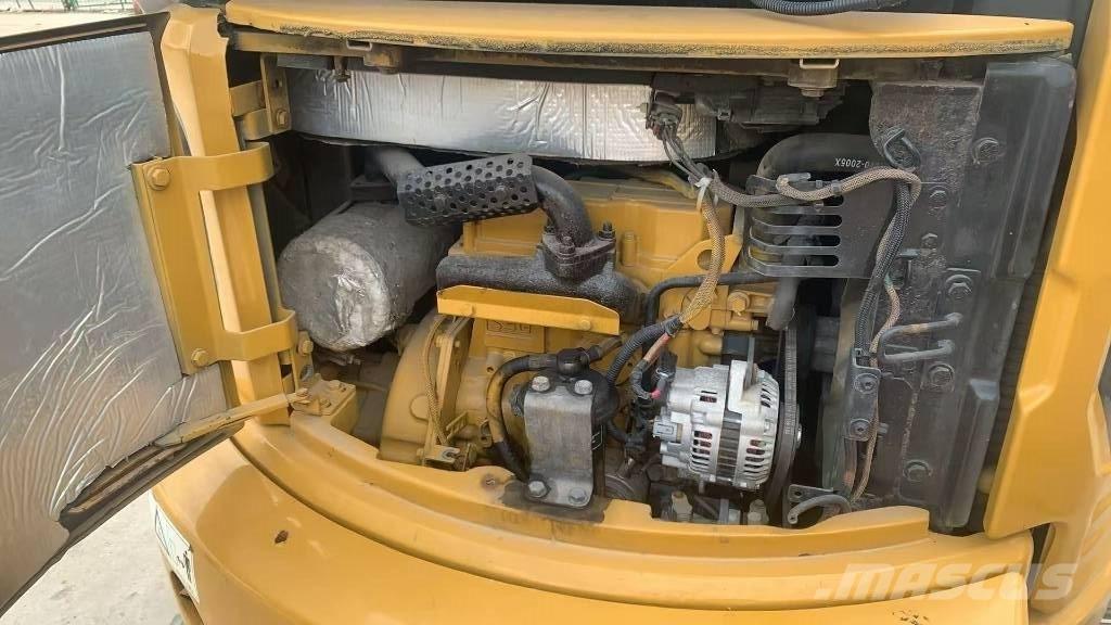 CAT 303 Gravemaskiner på larvebånd