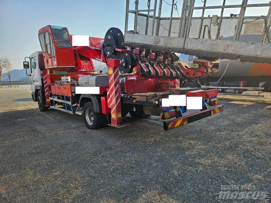 Horyong SKY450 Lastbilmonterede lifte