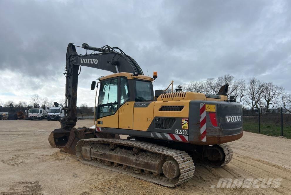 Volvo EC 220 DL Gravemaskiner på larvebånd