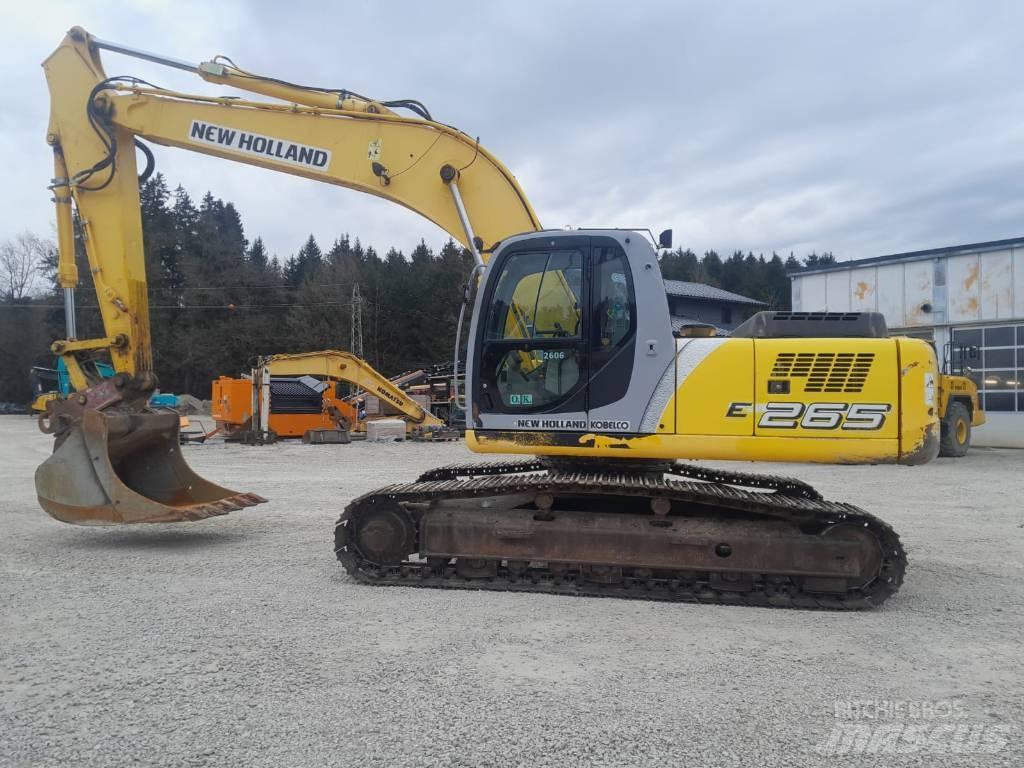 New Holland E 265 Gravemaskiner på larvebånd