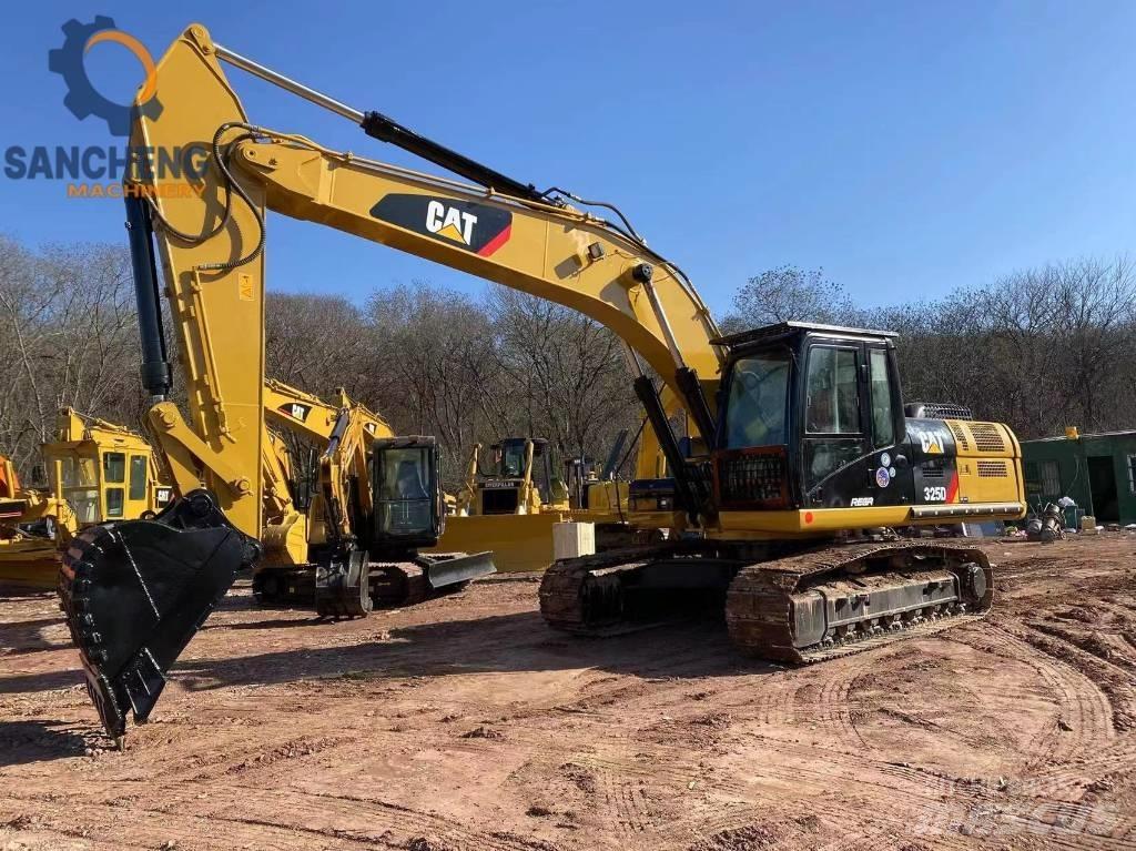 CAT 325 D Gravemaskiner på larvebånd