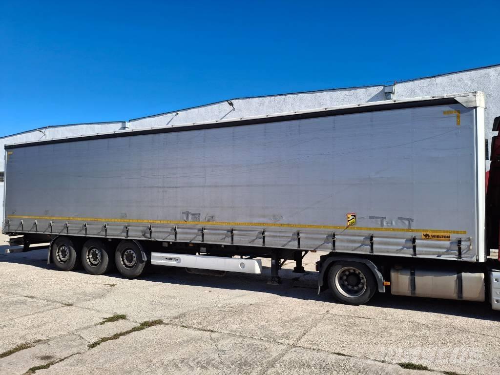Wielton NS3K Semi-trailer med Gardinsider