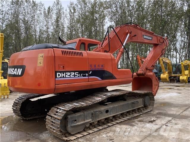 Doosan DH225 Gravemaskiner på larvebånd