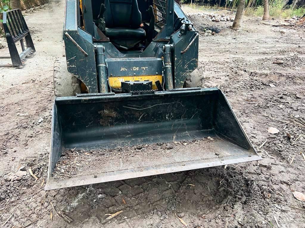 John Deere 312 Minilæsser - skridstyret