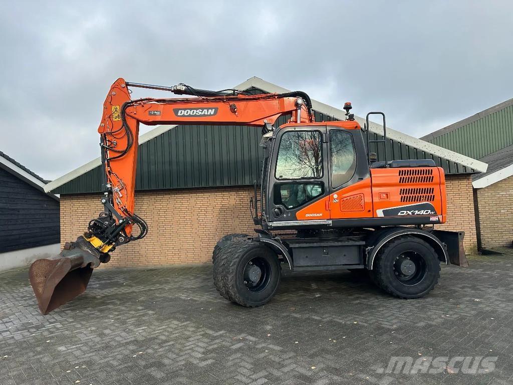 Doosan DX140W-5 Gravemaskiner på hjul