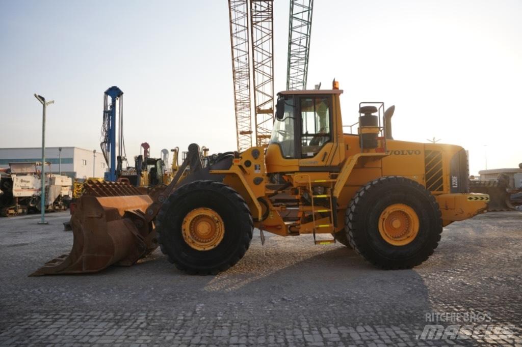 Volvo L220 F Læssemaskiner på hjul