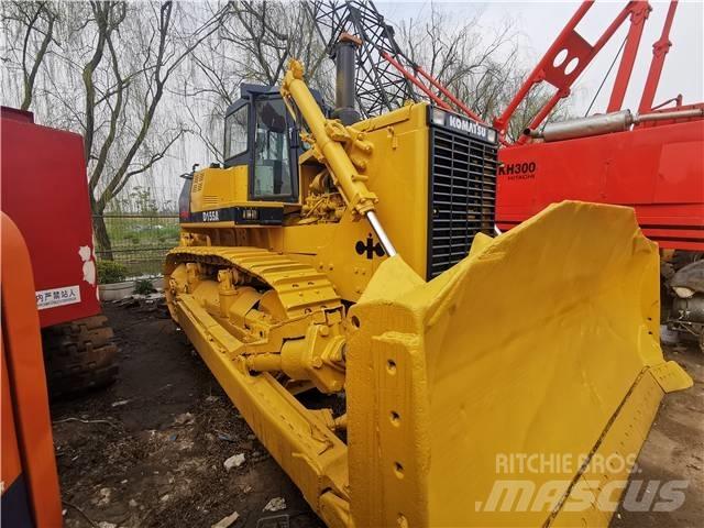 Komatsu D155A Bulldozer på larvebånd