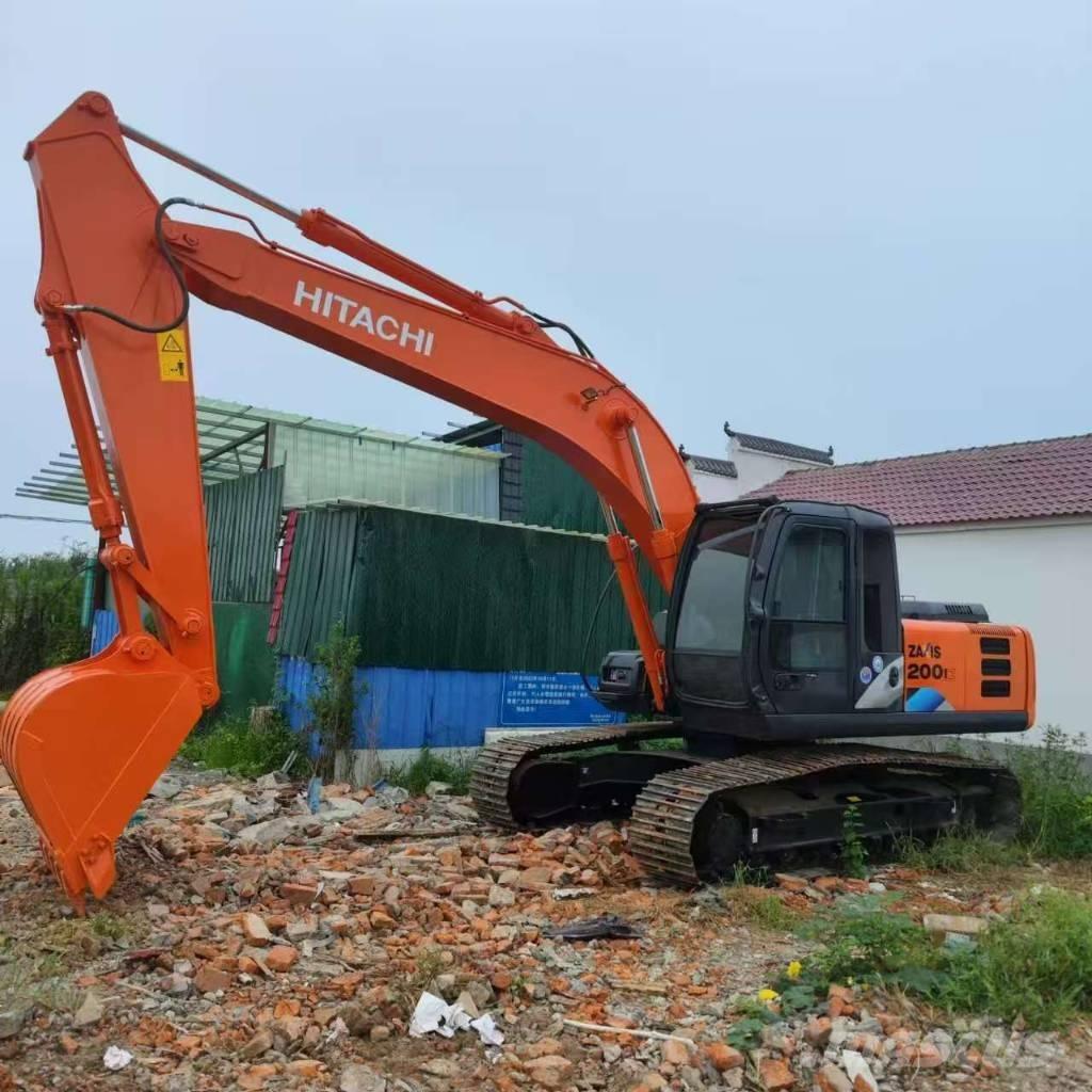 Hitachi ZX 200 Gravemaskiner på larvebånd