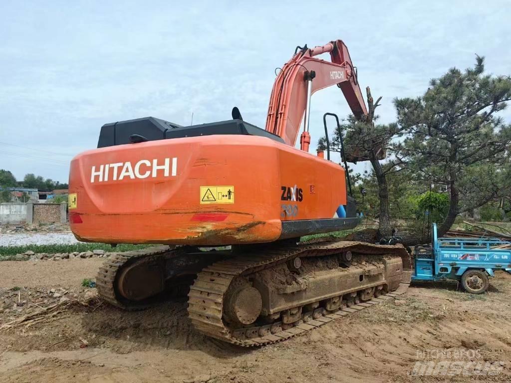 Hitachi ZX 300 Gravemaskiner på larvebånd