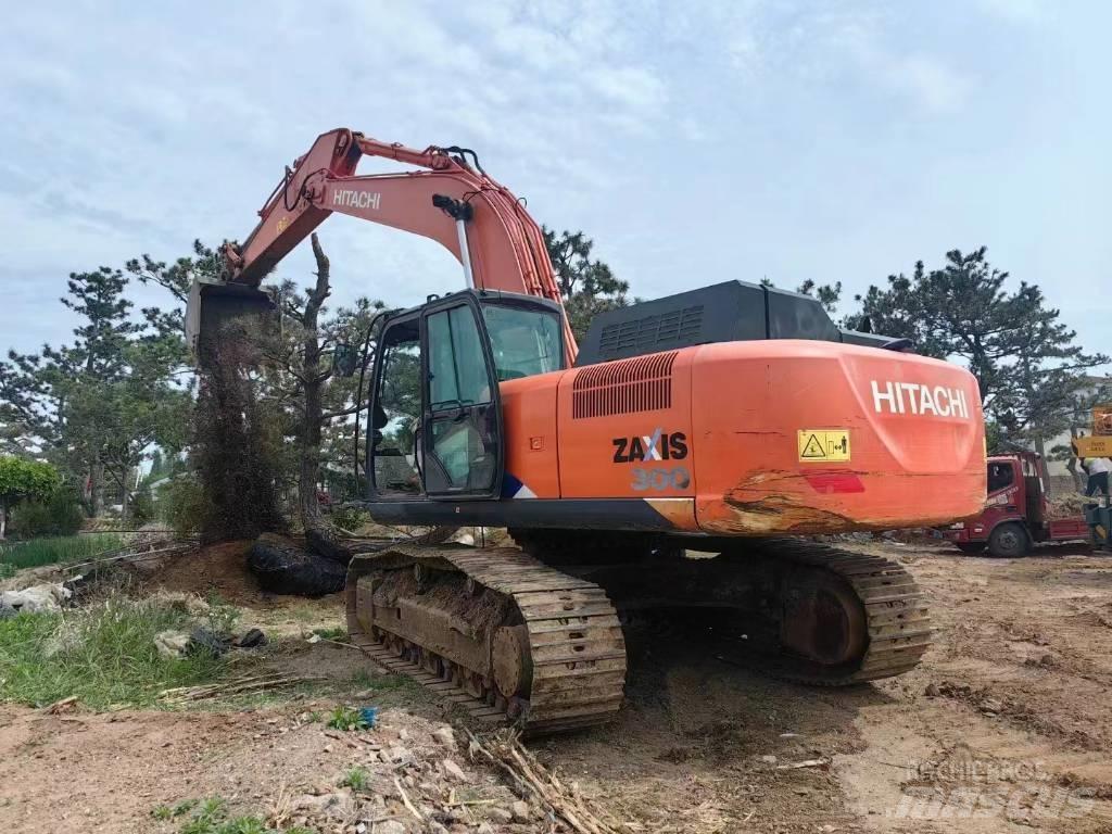 Hitachi ZX 300 Gravemaskiner på larvebånd