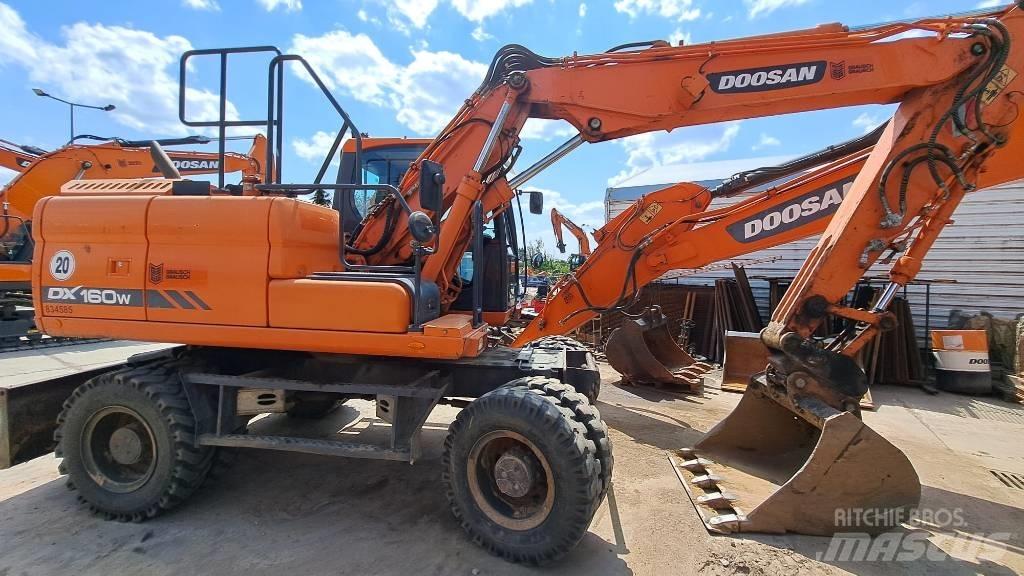 Doosan DX 160 W-3 Gravemaskiner på hjul