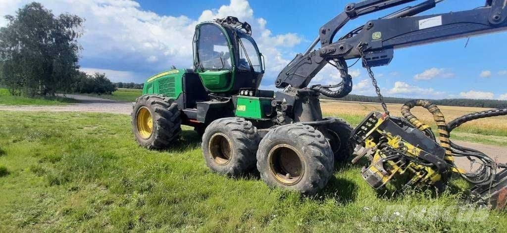 John Deere 1170 E Skovningsmaskiner