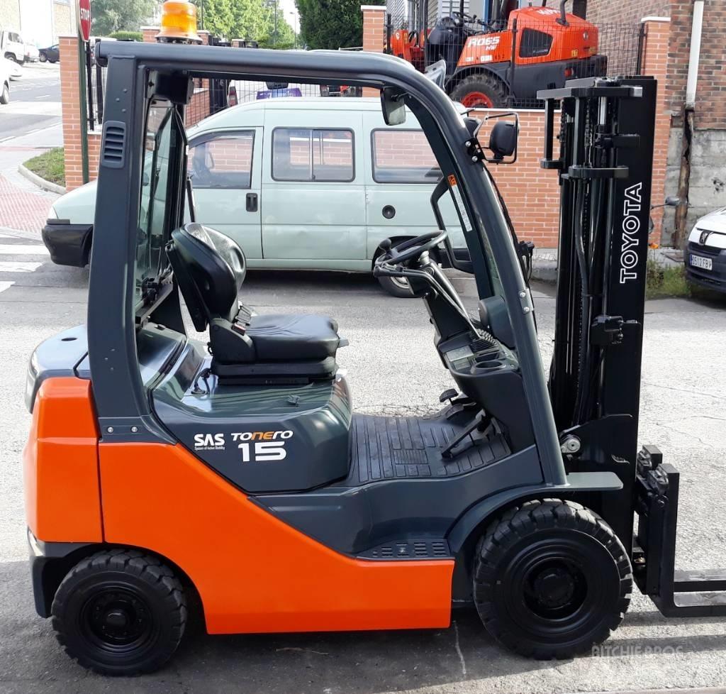Toyota 8 FD F 18 Diesel gaffeltrucks