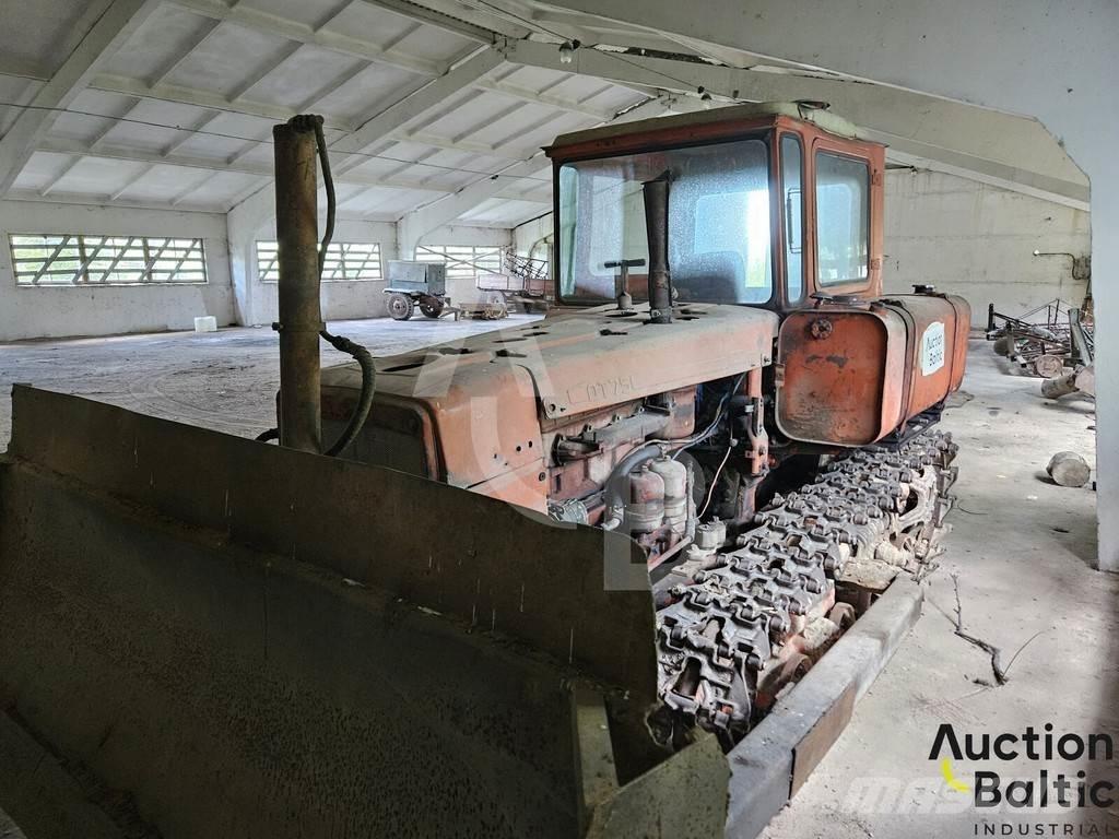  Onbekend DT-75 Bulldozer på larvebånd