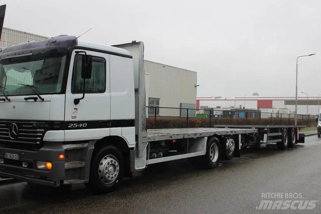 Samro 2 axle Anhænger med lad/Flatbed
