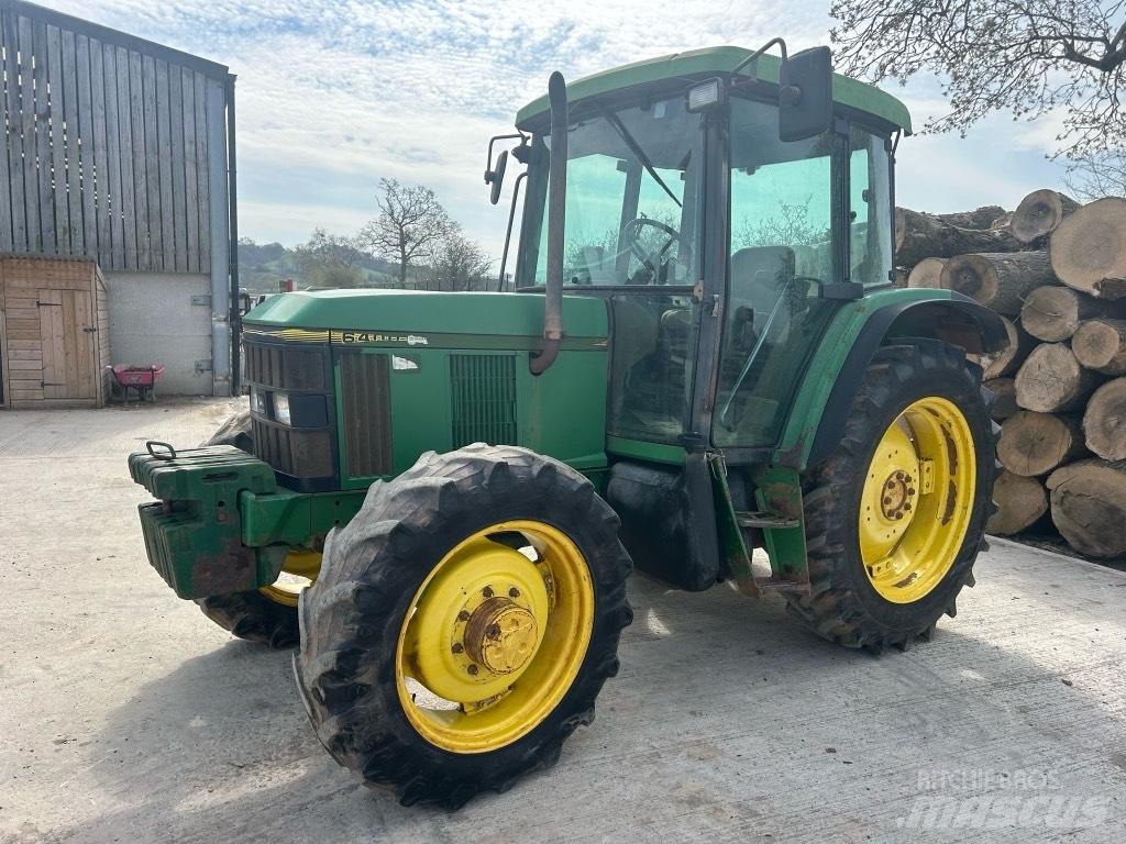 John Deere 6400 Kompakte traktorer