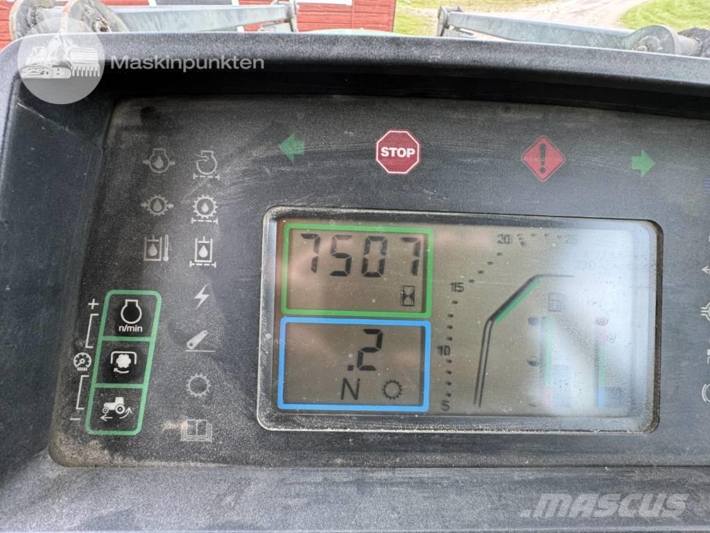 John Deere 7600 Traktorer