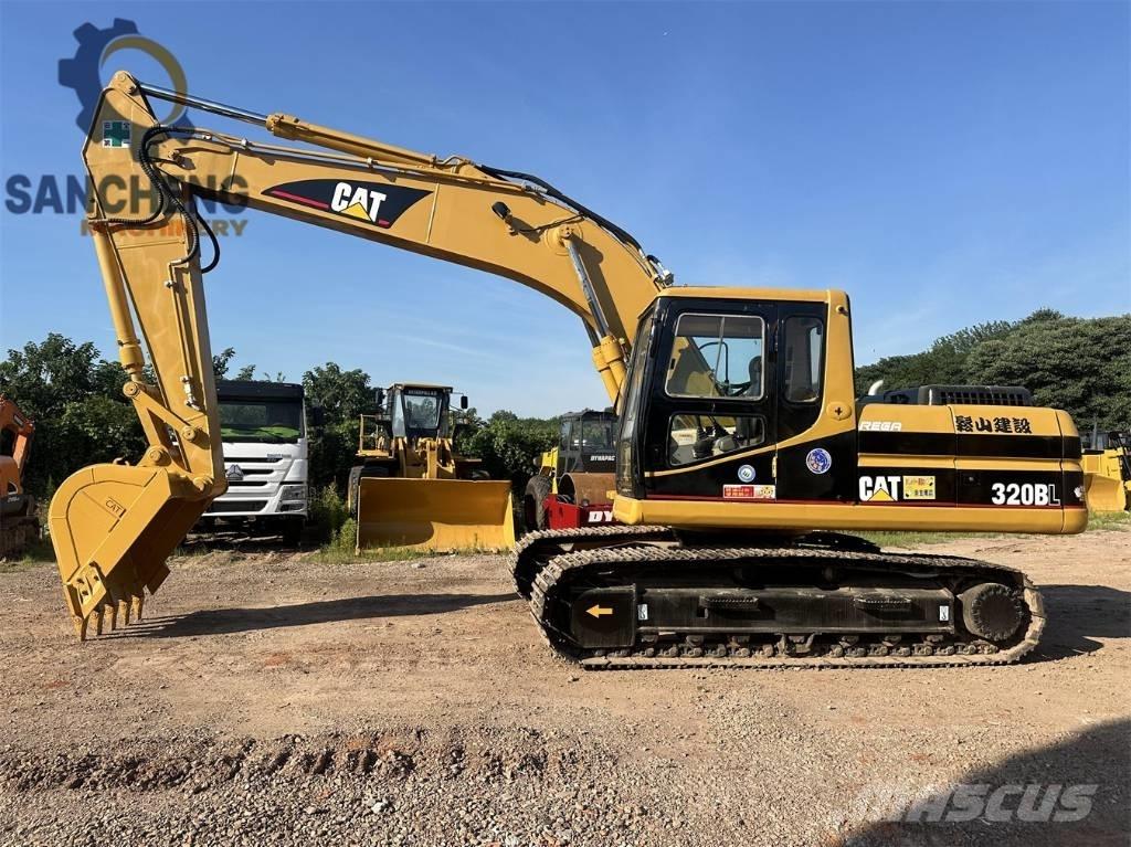 CAT 320 B L Gravemaskiner på larvebånd