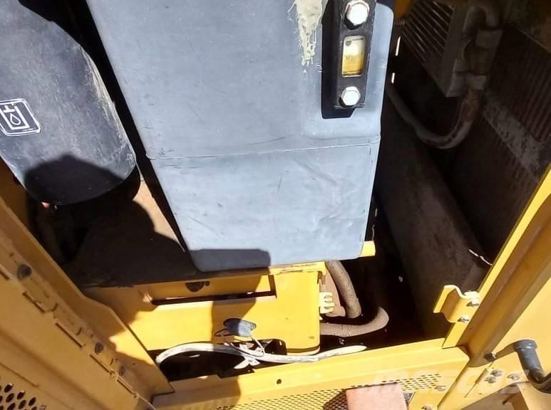 CAT 14 M Vejhøvle / Gradere