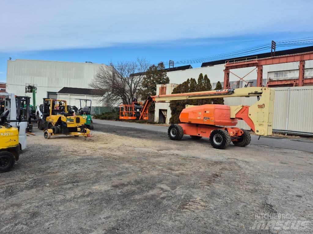 JLG 800 AJ Bomlifte med knækarm