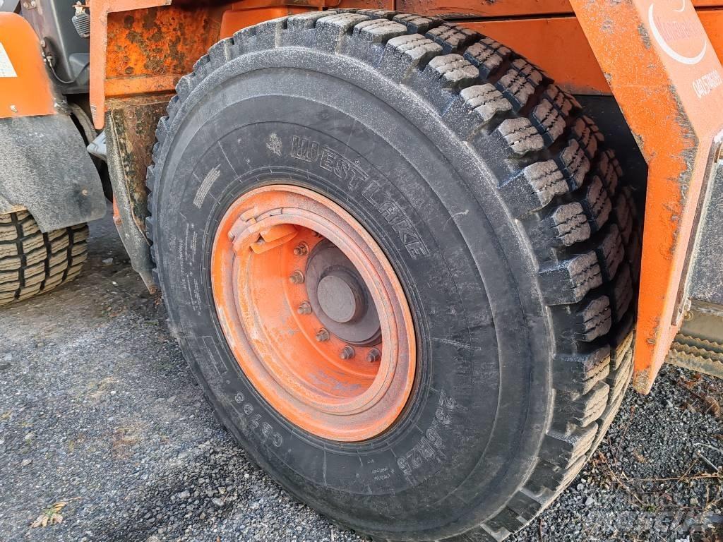 Doosan DL 220 Læssemaskiner på hjul