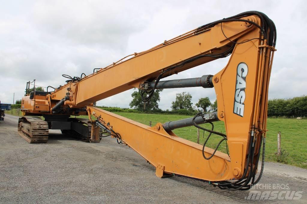 CASE 9046 Gravemaskiner med lang gravebom