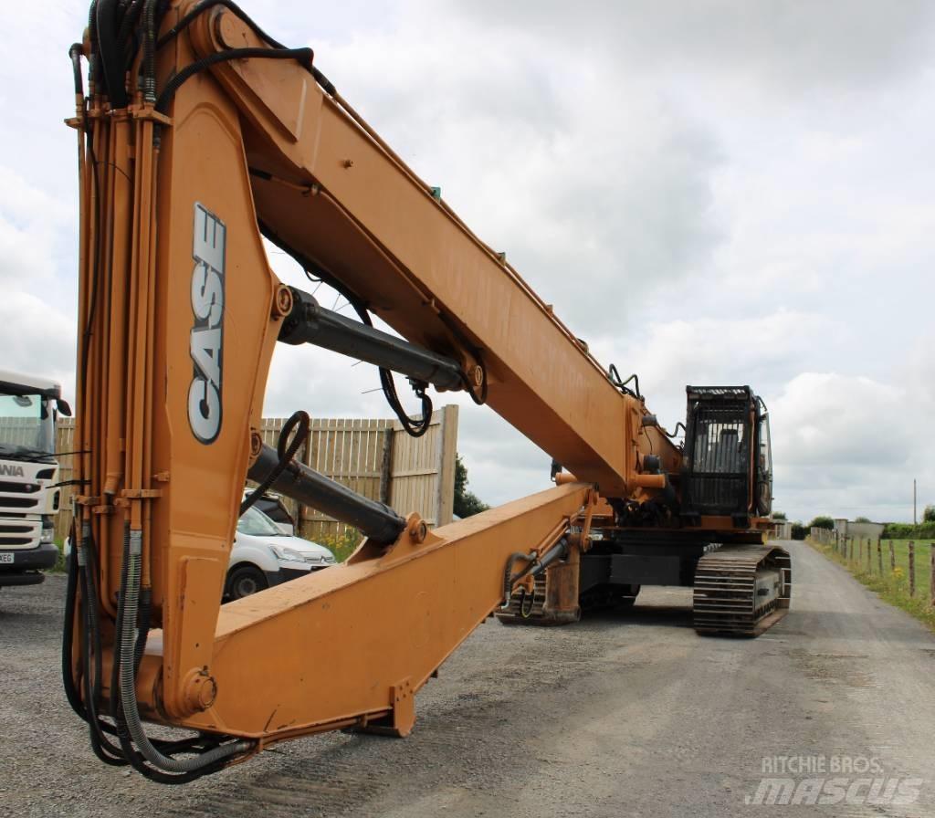 CASE 9046 Gravemaskiner med lang gravebom