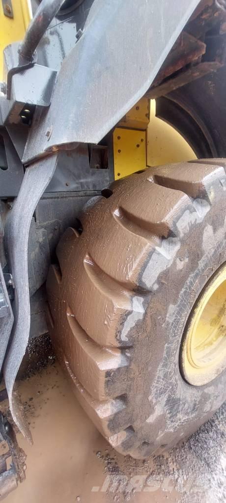 Komatsu WA470-8 Læssemaskiner på hjul