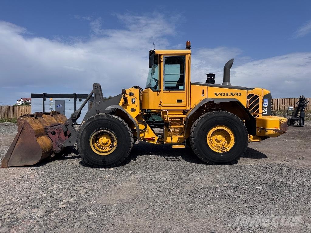 Volvo L 120 E Læssemaskiner på hjul