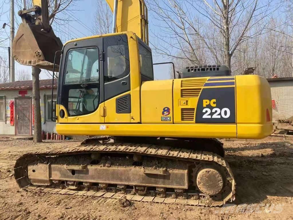 Komatsu P C220-8 Gravemaskiner på larvebånd