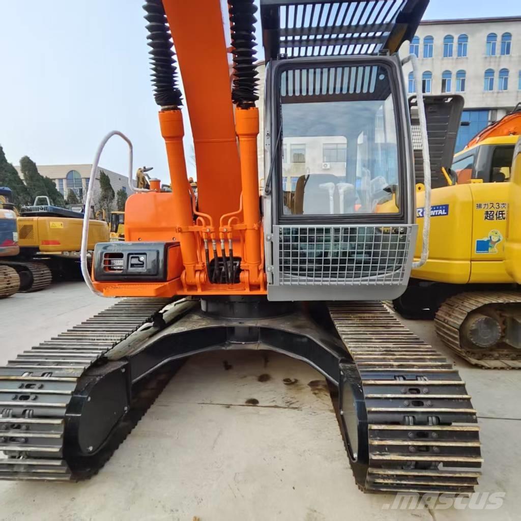 Hitachi EX 120 Midi-gravemaskiner 7t - 12t
