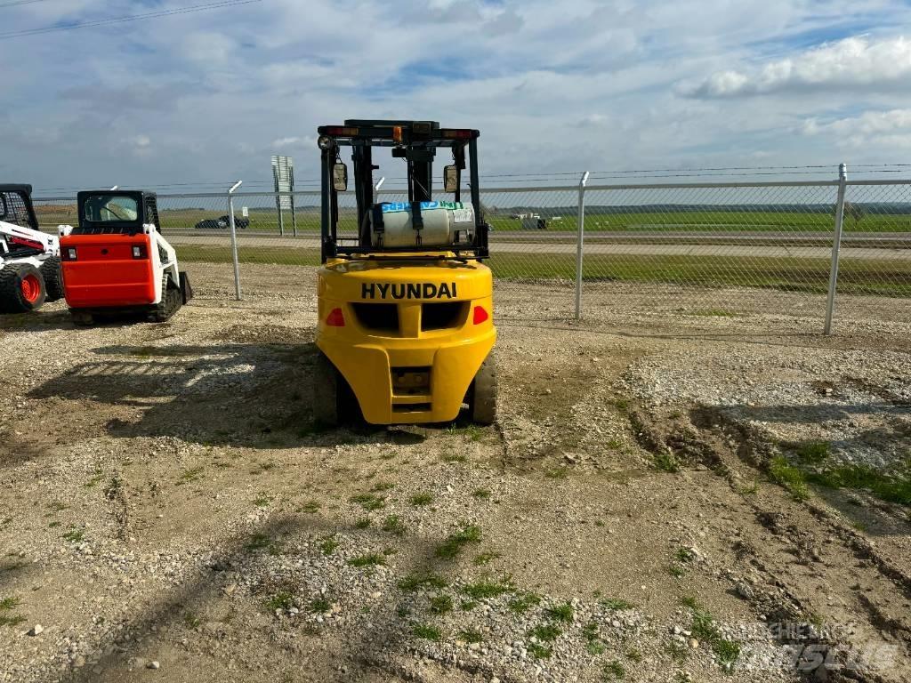 Hyundai 45 L-7 A Gaffeltrucks - andre