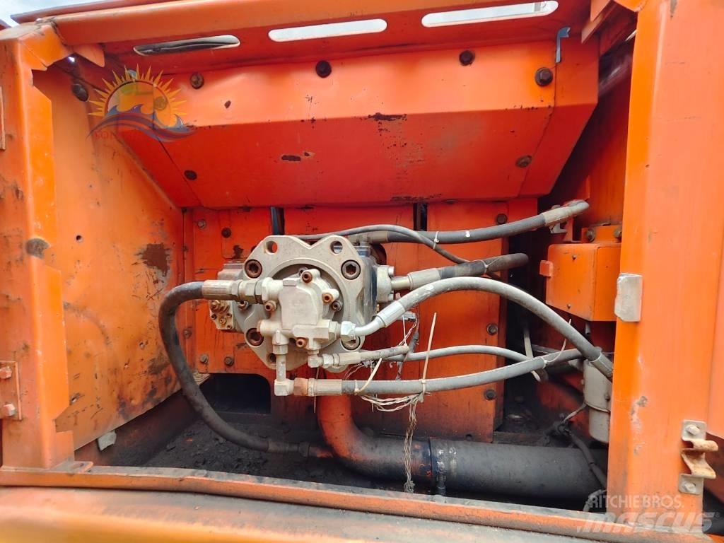Doosan DX 300 LC Gravemaskiner på larvebånd