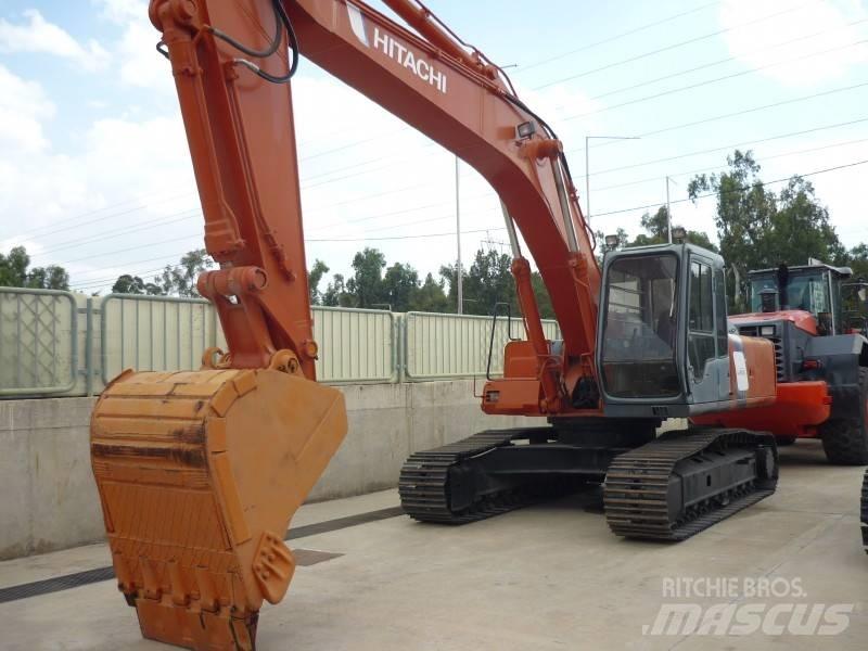 Hitachi EX 220-3 Gravemaskiner på larvebånd