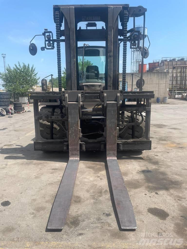 Kalmar DCG 250-12LB Diesel gaffeltrucks