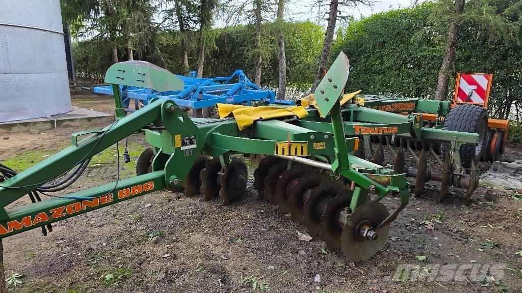 Amazone Taurus 3000 Tallerkenharver