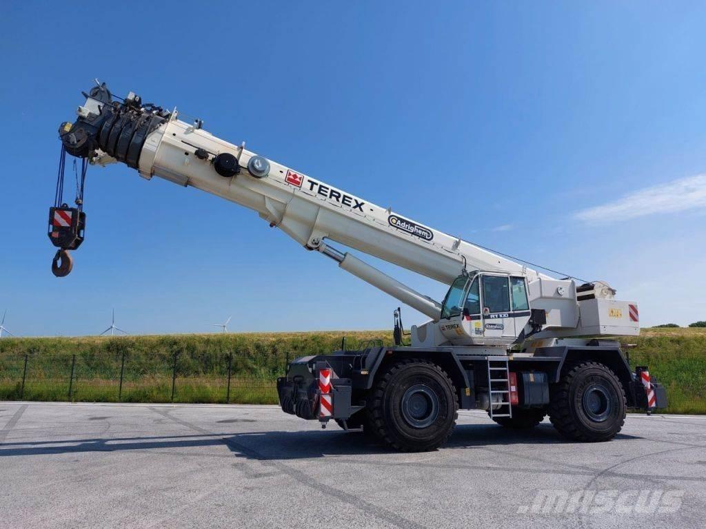 Terex RT100 Kraner til hårdt terræn