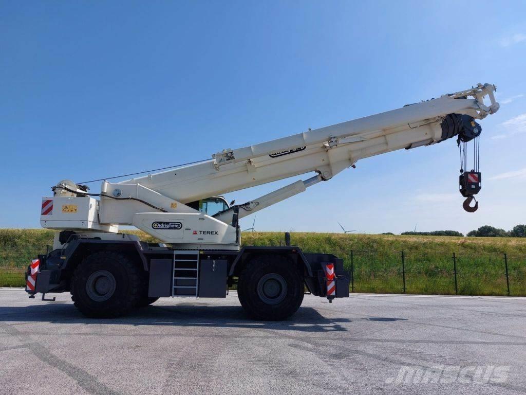 Terex RT100 Kraner til hårdt terræn