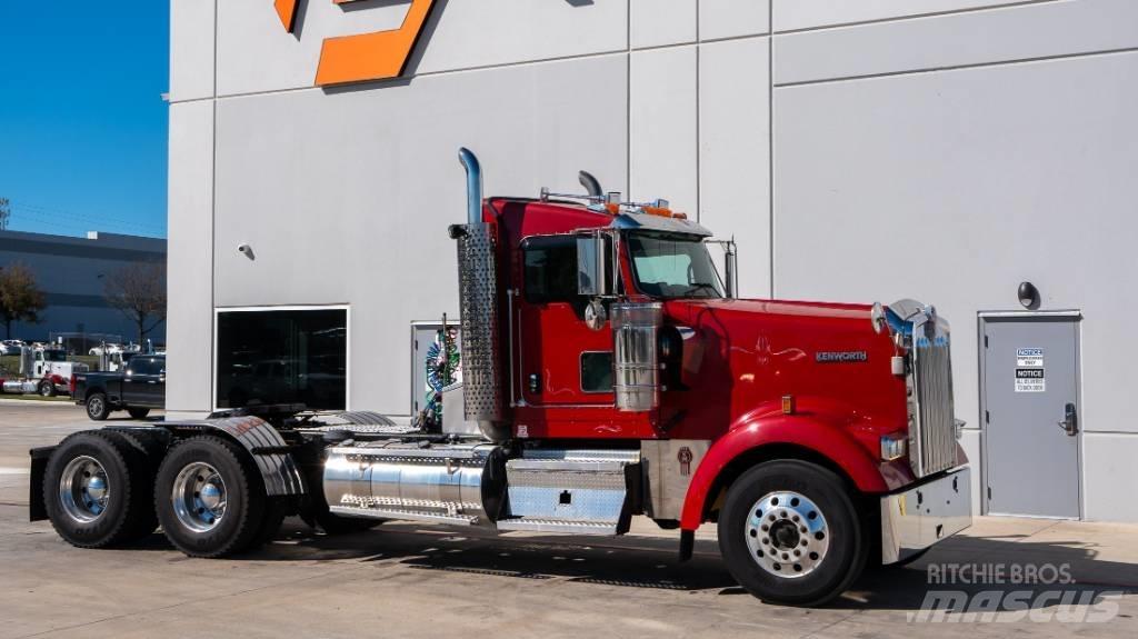 Kenworth W 900 Trækkere