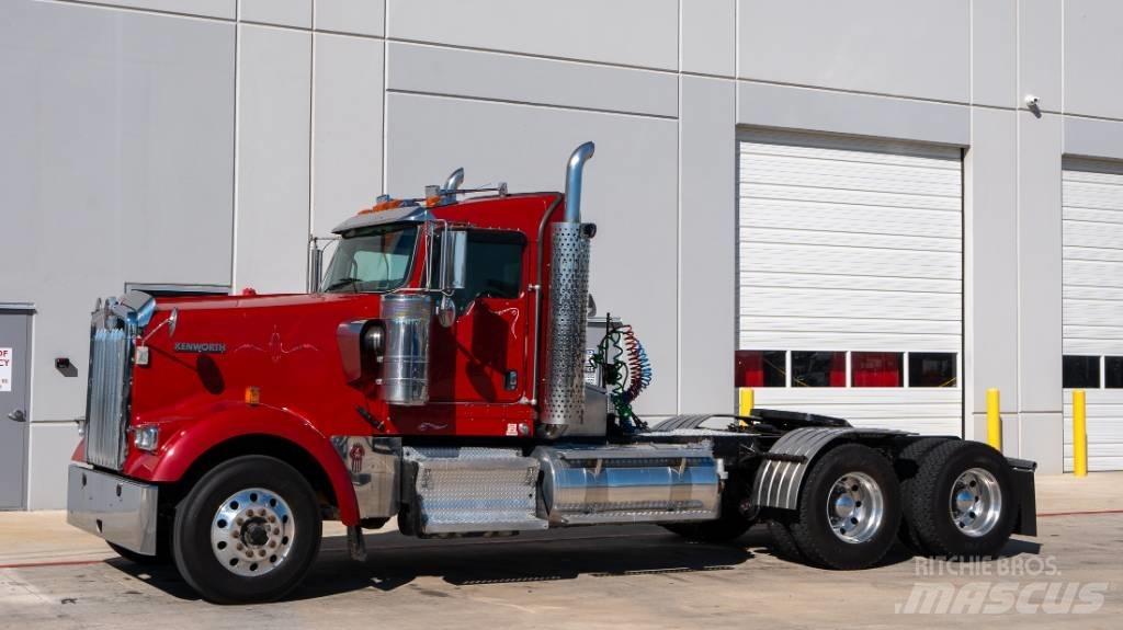 Kenworth W 900 Trækkere