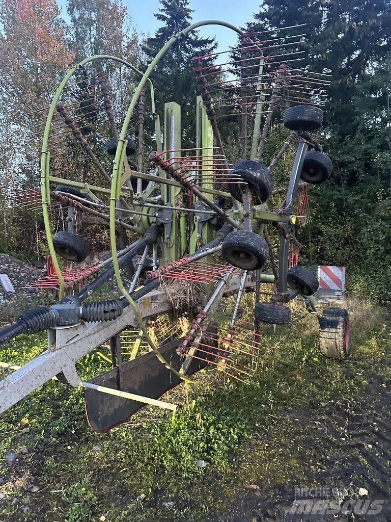 CLAAS Liner 2800 River og høvendere