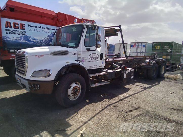 Freightliner M2 Demonterbare/wirehejs lastbiler
