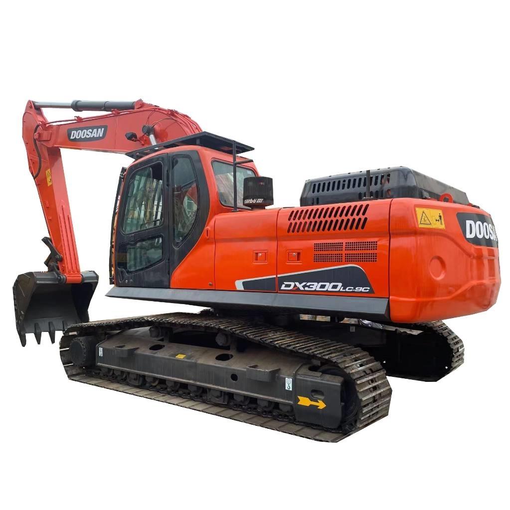 Doosan DX 300 LC Gravemaskiner på larvebånd