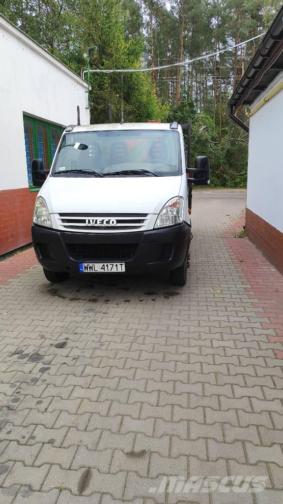 Iveco 35C 11 HPI Tiptrailere