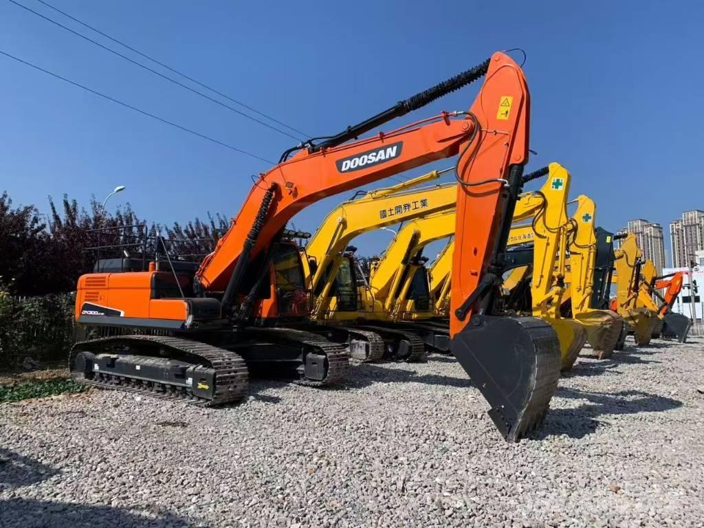 Doosan 300-7 Gravemaskiner på larvebånd
