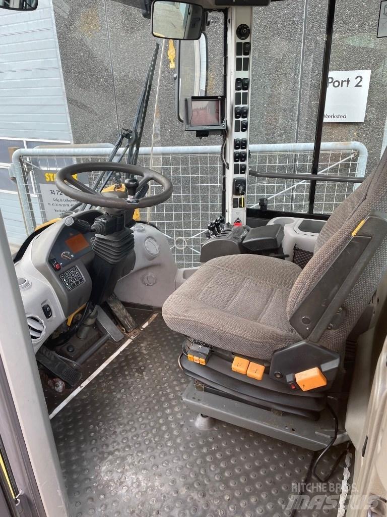 Volvo L90F Læssemaskiner på hjul