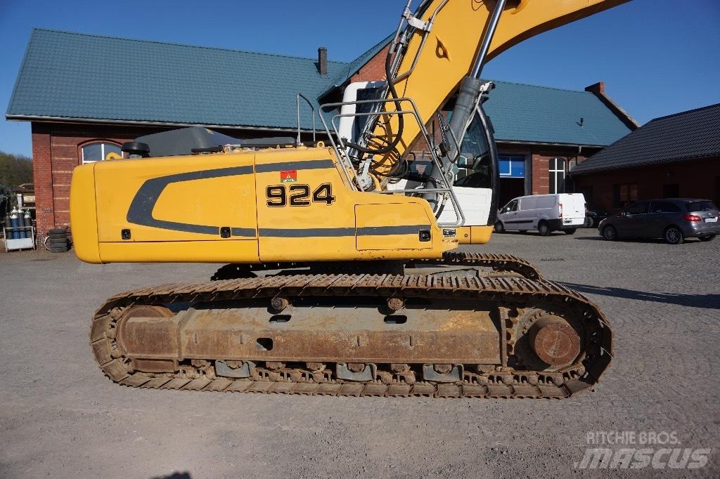 Liebherr R 924 LC Gravemaskiner på larvebånd