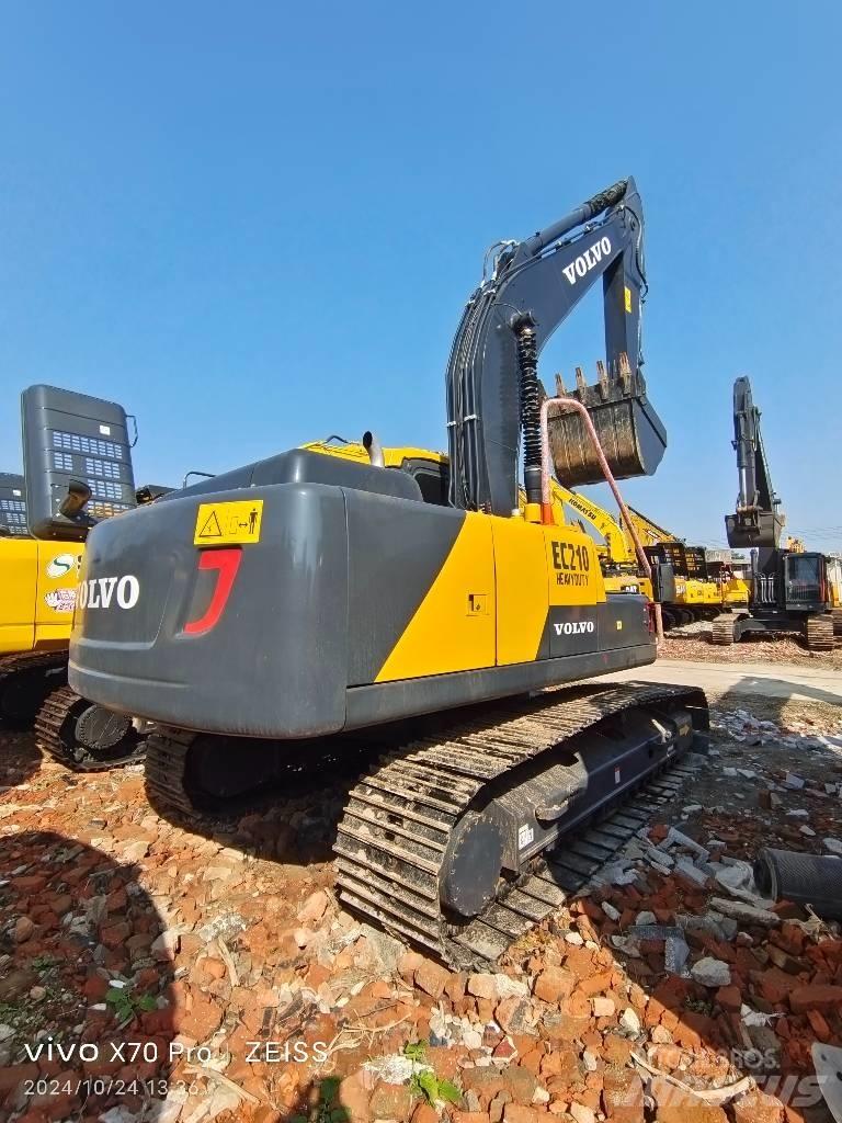Volvo EC 210 Gravemaskiner på larvebånd