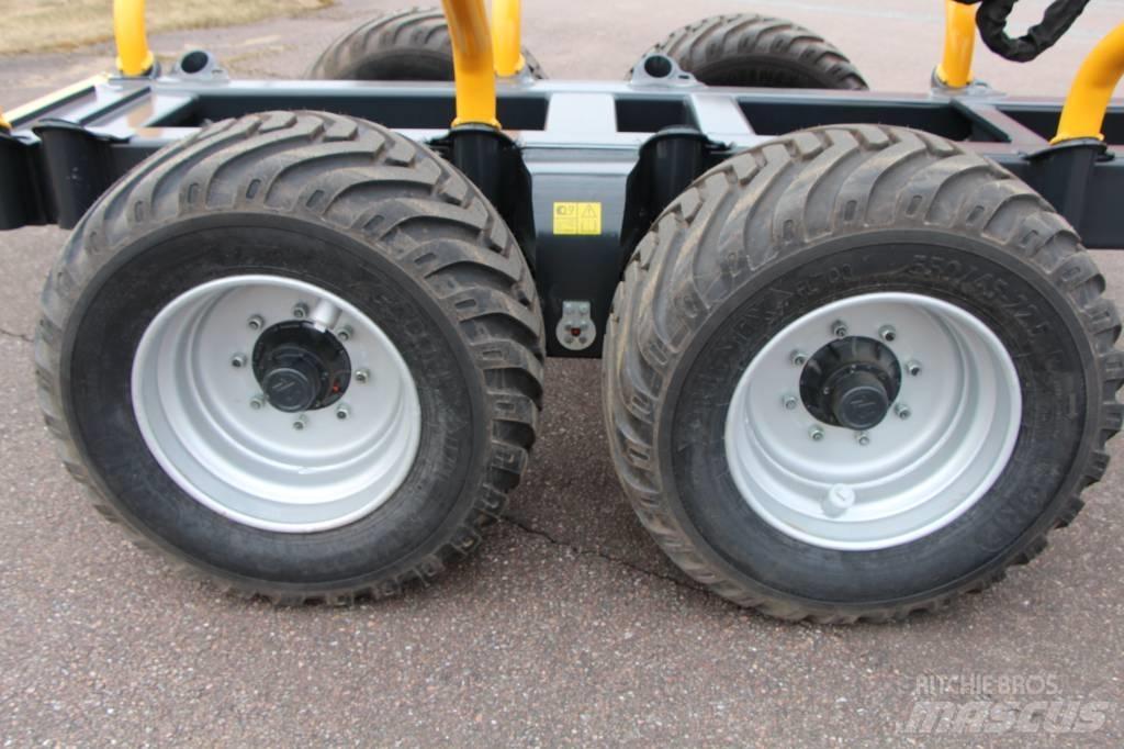 Oniar 8600+17T Knuckleboom læssere