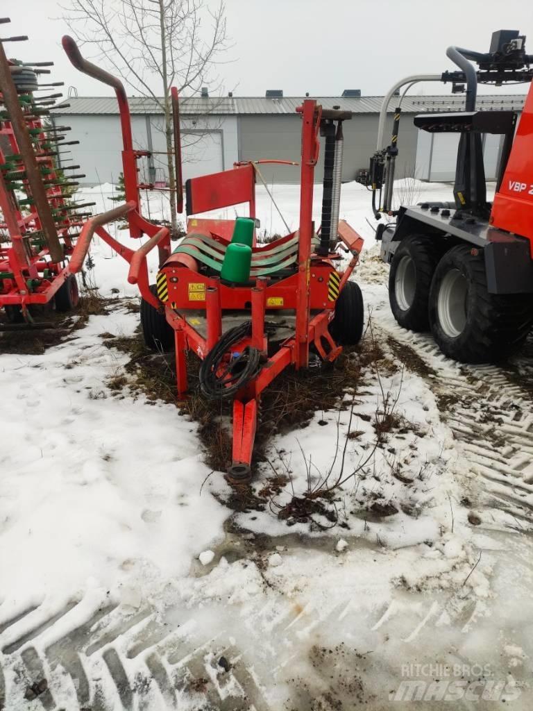 Kverneland 7517 Pakkemaskiner
